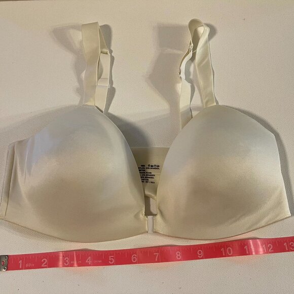 barely there Bra Large White Front closure Wirefree - Picture 1 of 6